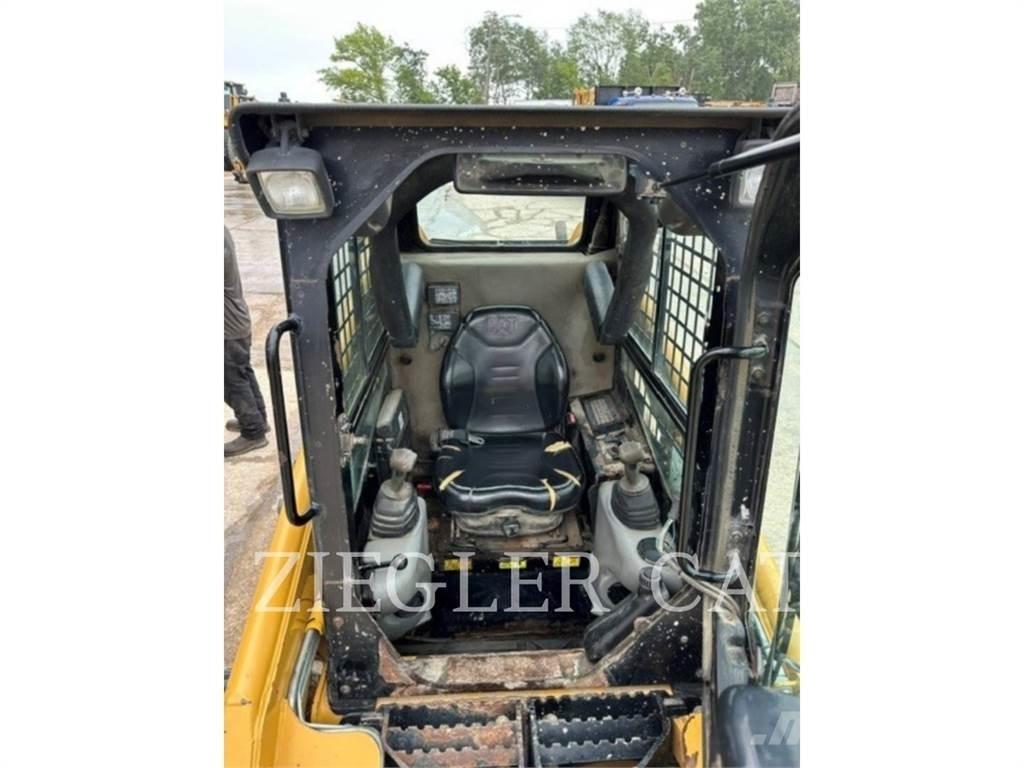 CAT 236B3 Minicarregadeiras
