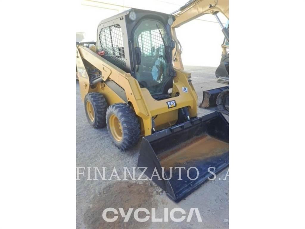 CAT 236D Minicarregadeiras
