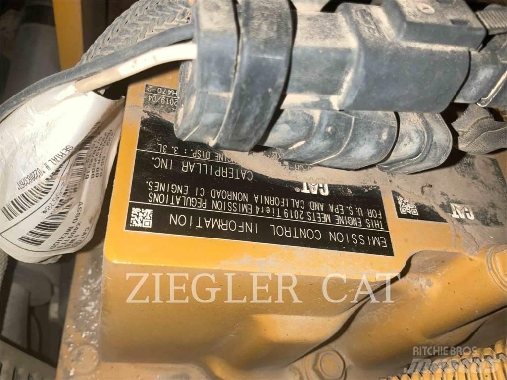 CAT 236D Minicarregadeiras