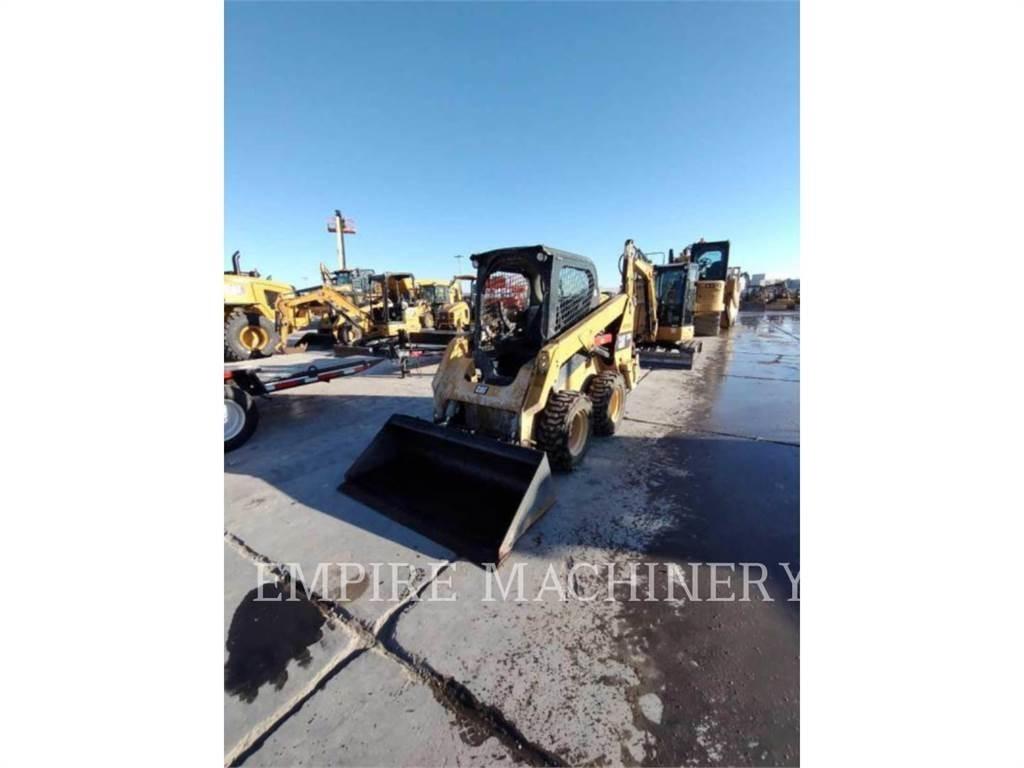 CAT 236D Minicarregadeiras