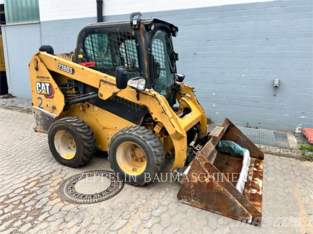 CAT 236D Minicarregadeiras