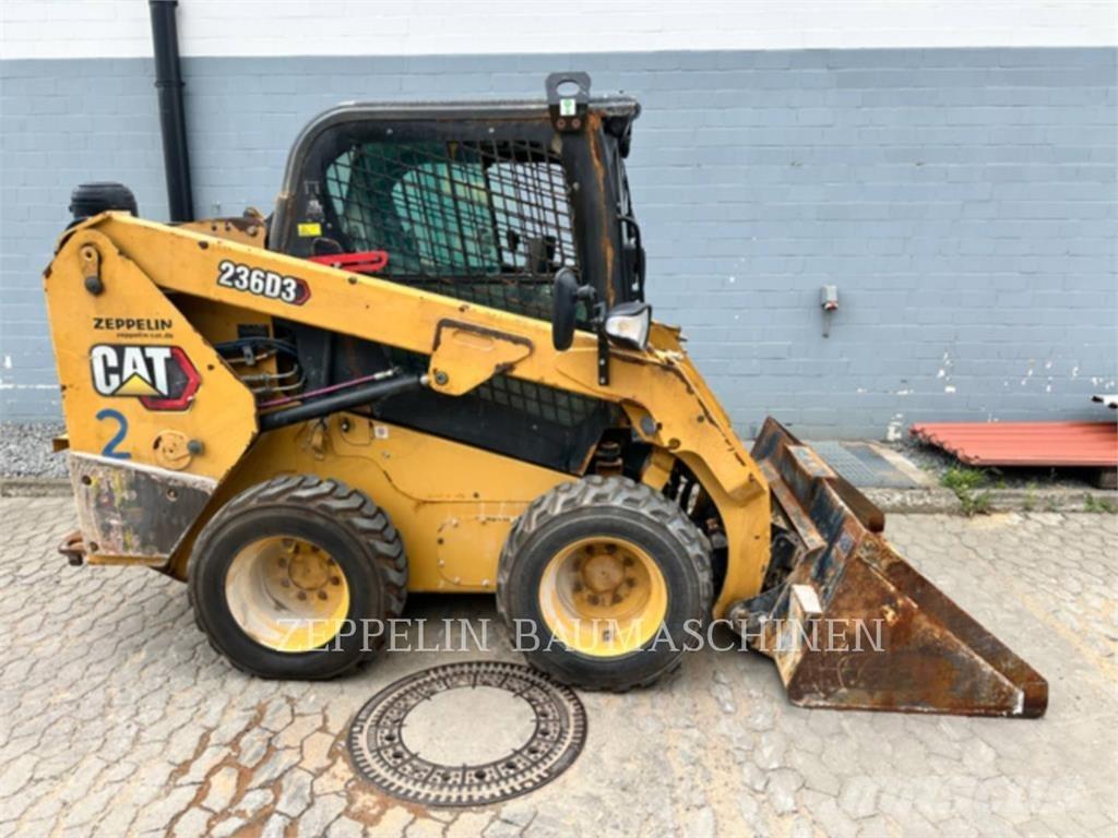 CAT 236D Minicarregadeiras