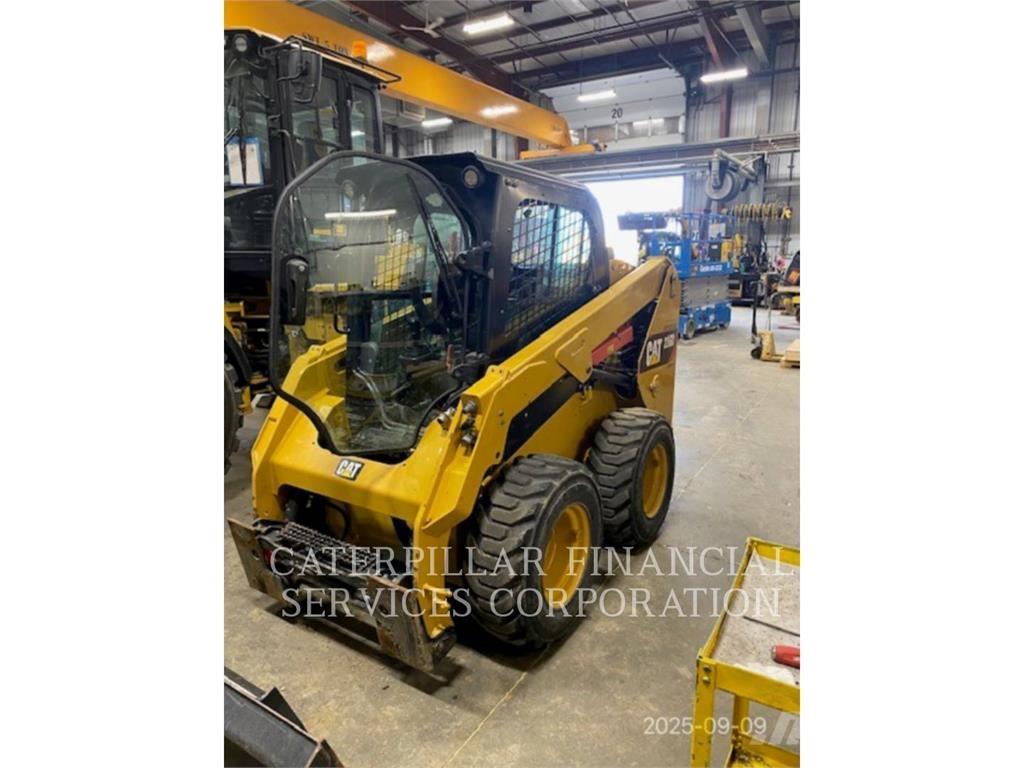 CAT 236D Minicarregadeiras