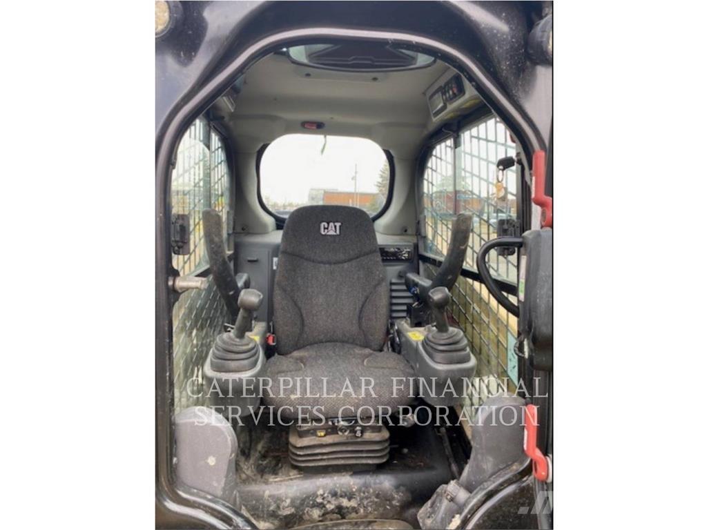 CAT 236D Minicarregadeiras