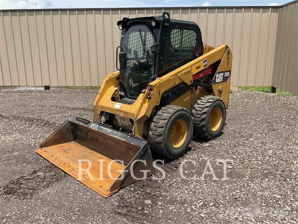 CAT 236D A Minicarregadeiras