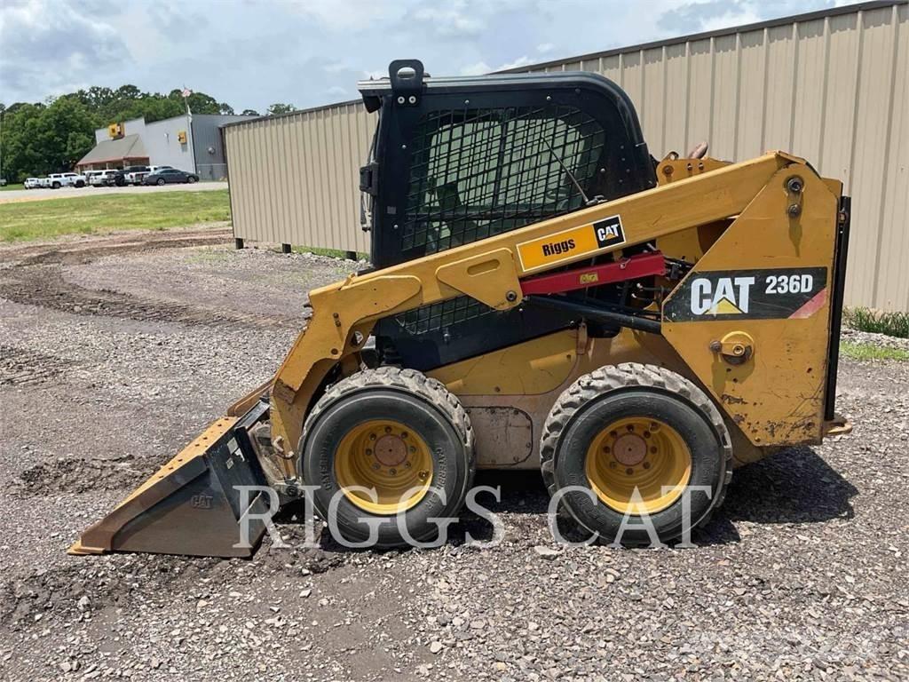 CAT 236D A Minicarregadeiras