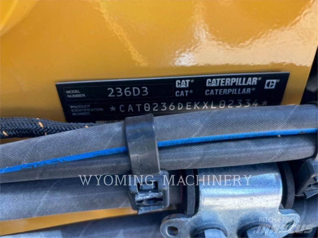 CAT 236D3 Minicarregadeiras