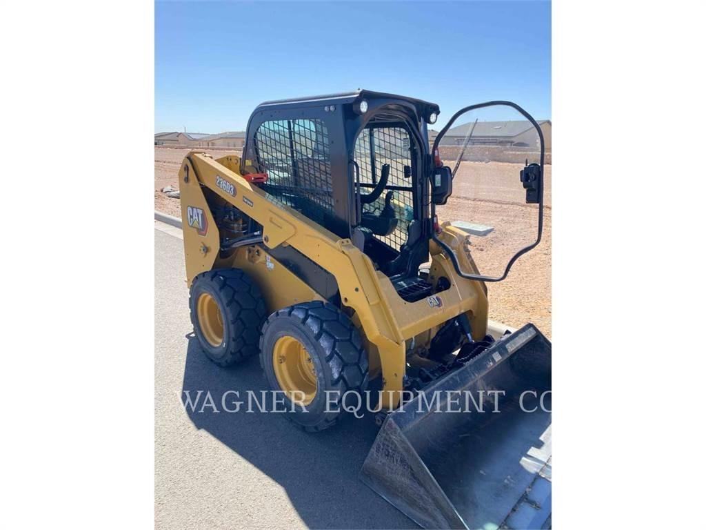 CAT 236D3 Minicarregadeiras