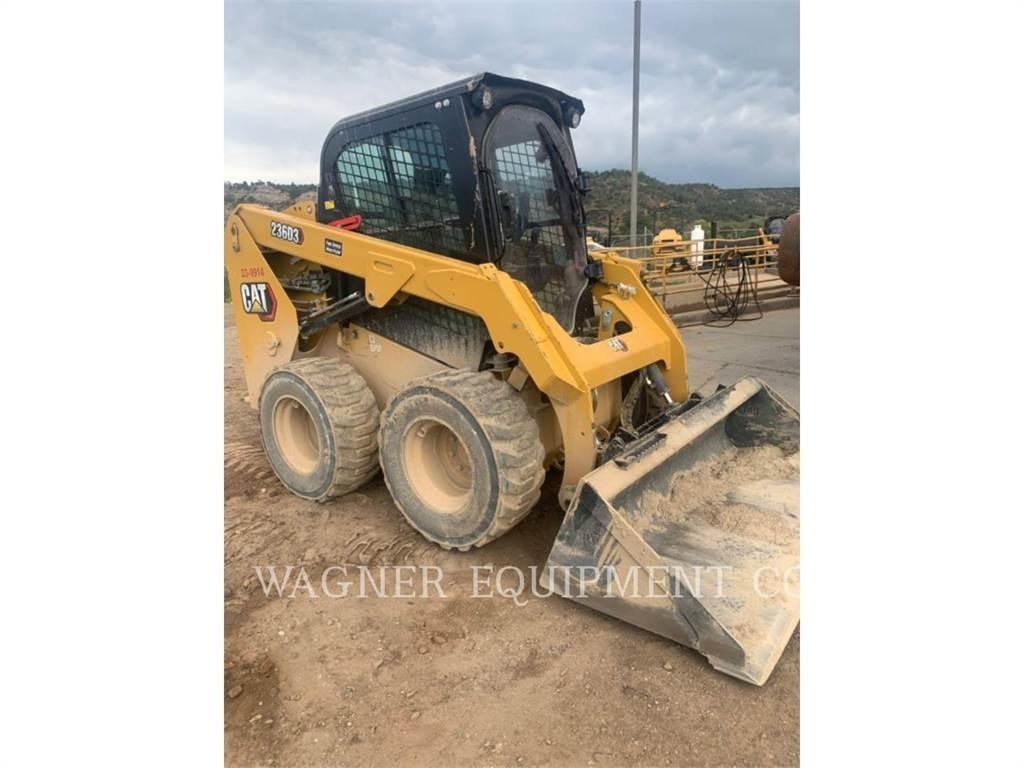 CAT 236D3 Minicarregadeiras