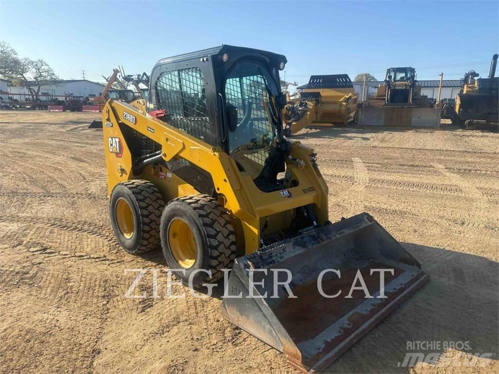 CAT 236D3 Minicarregadeiras