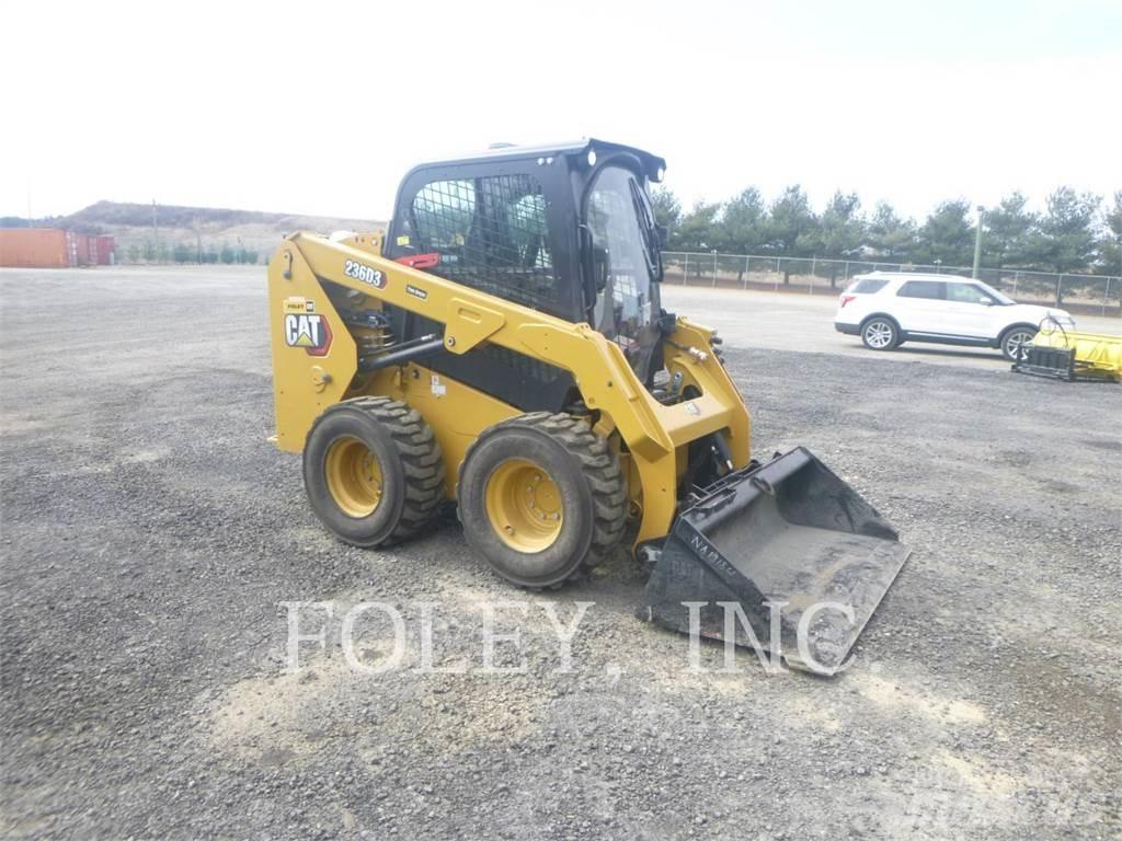 CAT 236D3 Minicarregadeiras