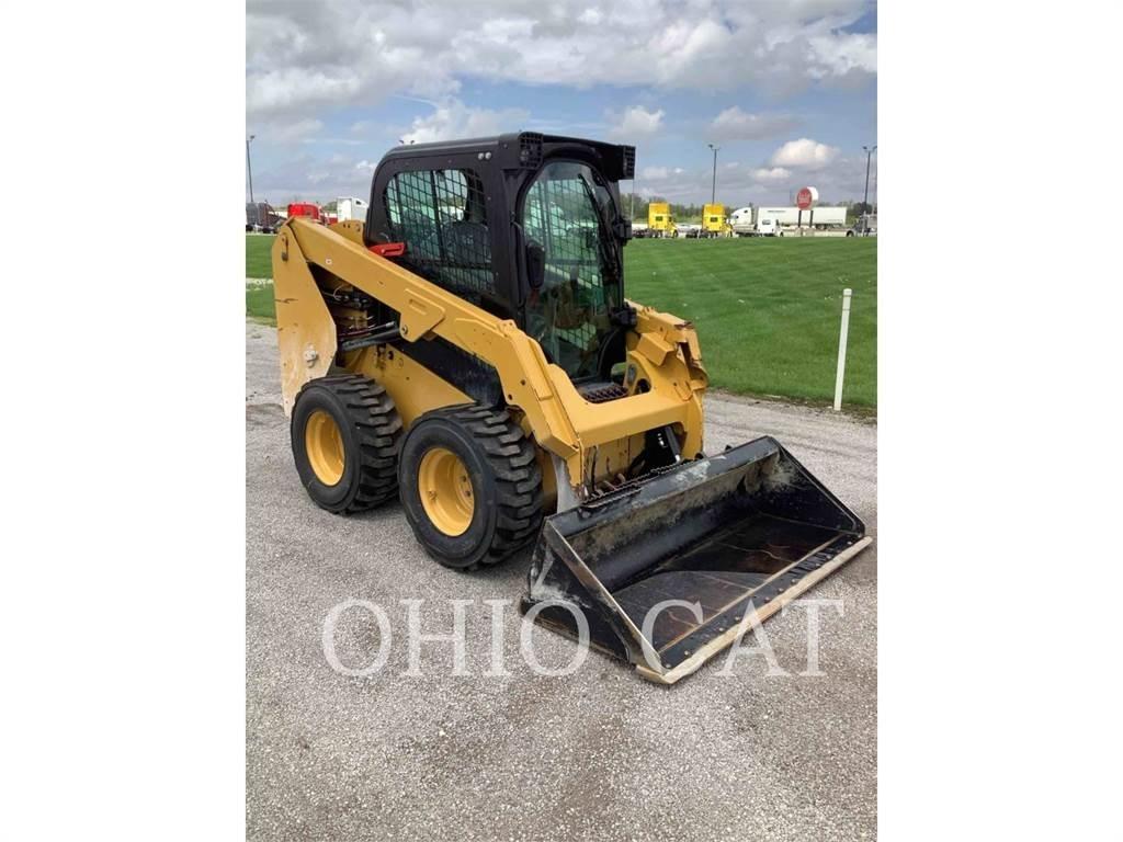 CAT 236D3 Minicarregadeiras
