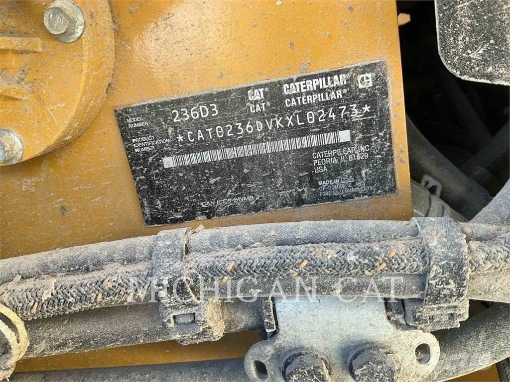 CAT 236D3 AQ Minicarregadeiras
