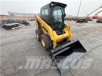 CAT 236D3 C3H2 Minicarregadeiras