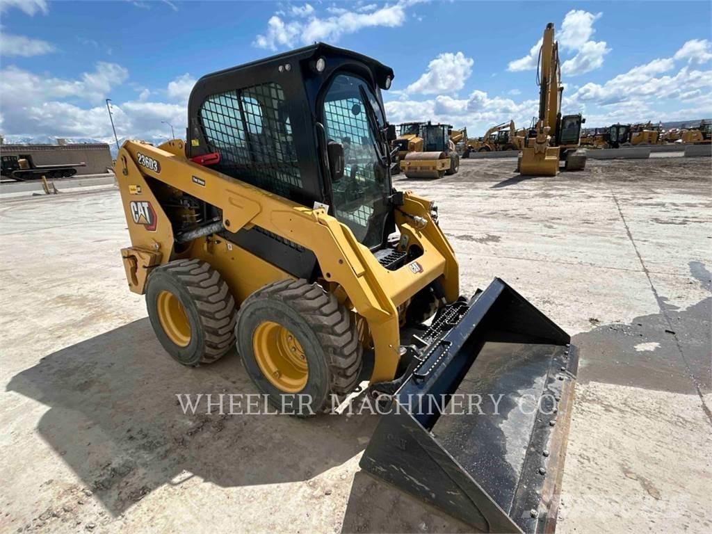 CAT 236D3 C3H2 Minicarregadeiras