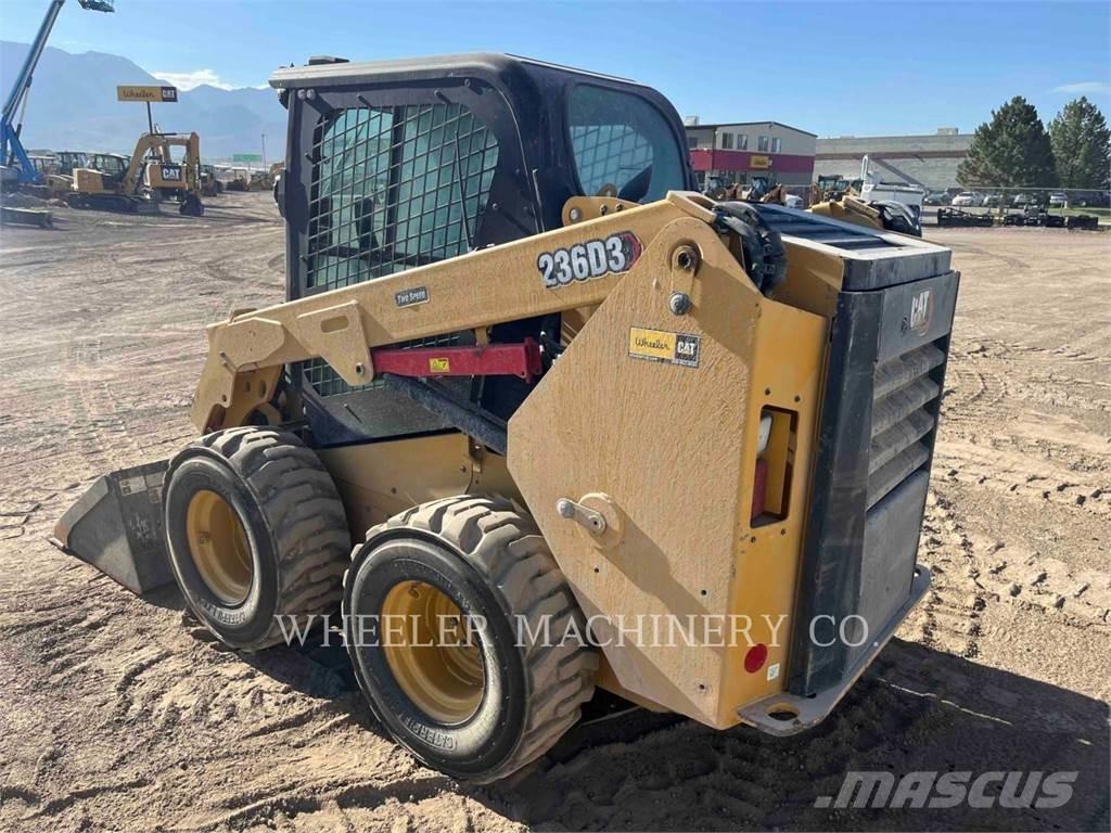 CAT 236D3 C3H2 Minicarregadeiras