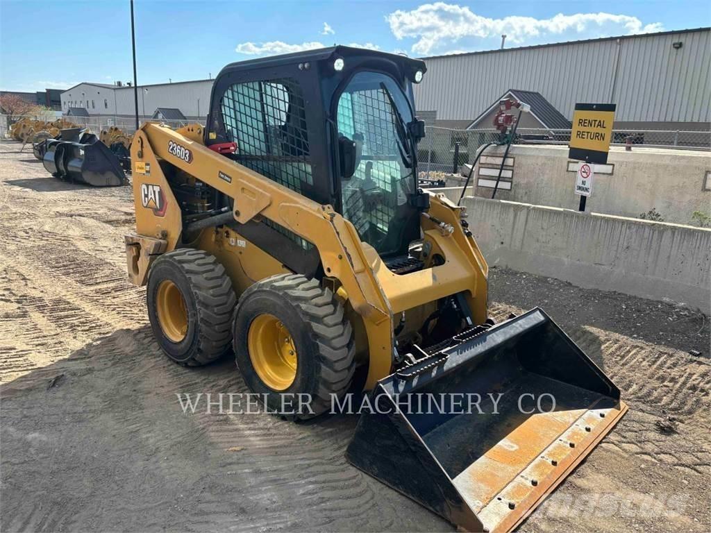 CAT 236D3 C3H2 Minicarregadeiras