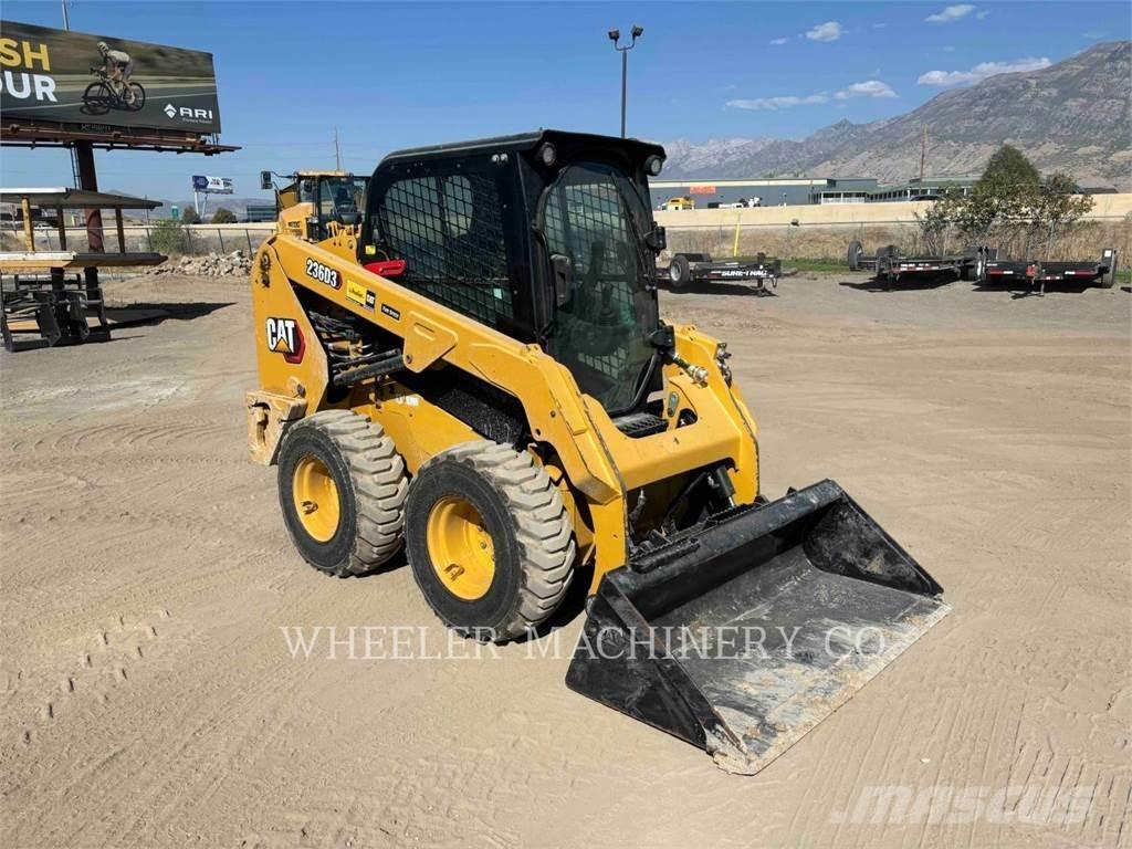 CAT 236D3 C3H2 Minicarregadeiras