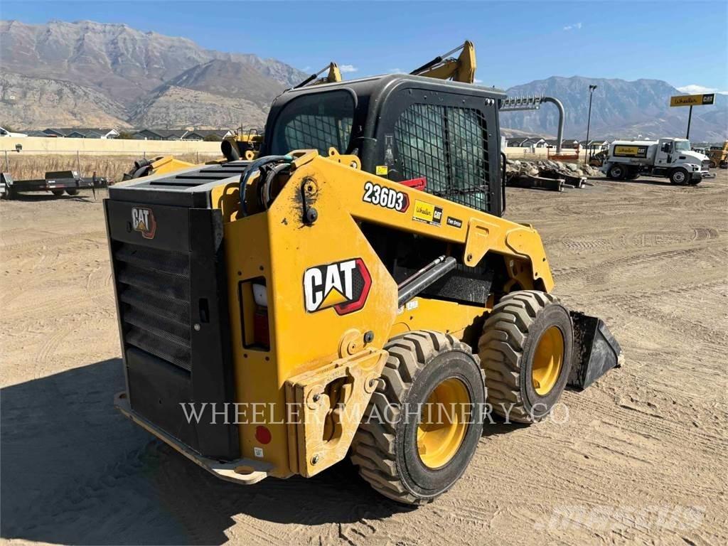 CAT 236D3 C3H2 Minicarregadeiras