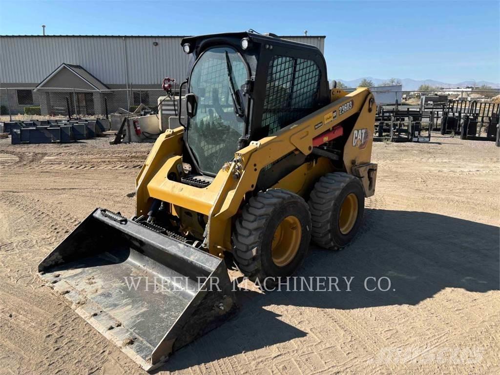 CAT 236D3 C3H2 Minicarregadeiras