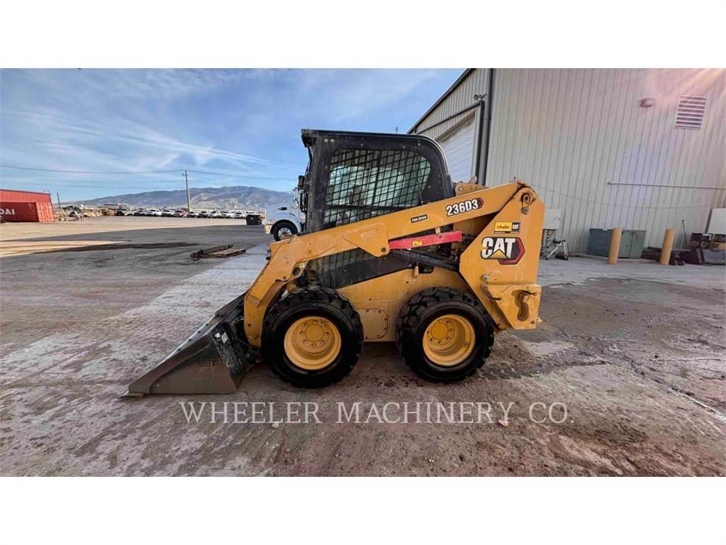 CAT 236D3 C3H2 Minicarregadeiras