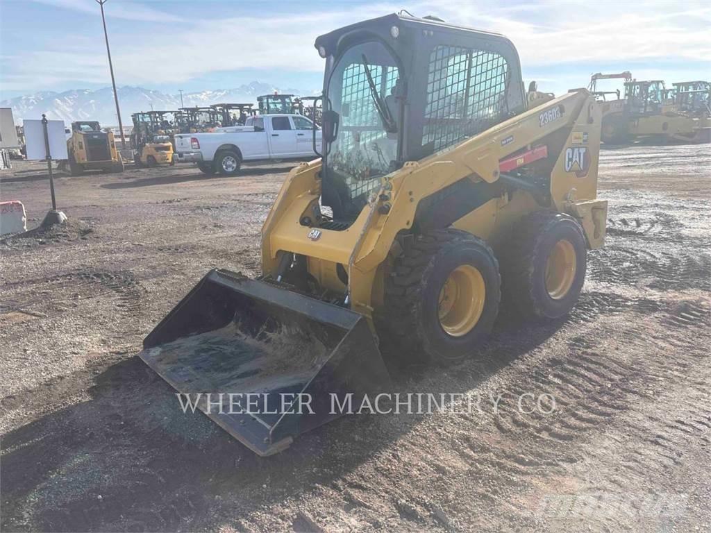 CAT 236D3 C3H2 Minicarregadeiras