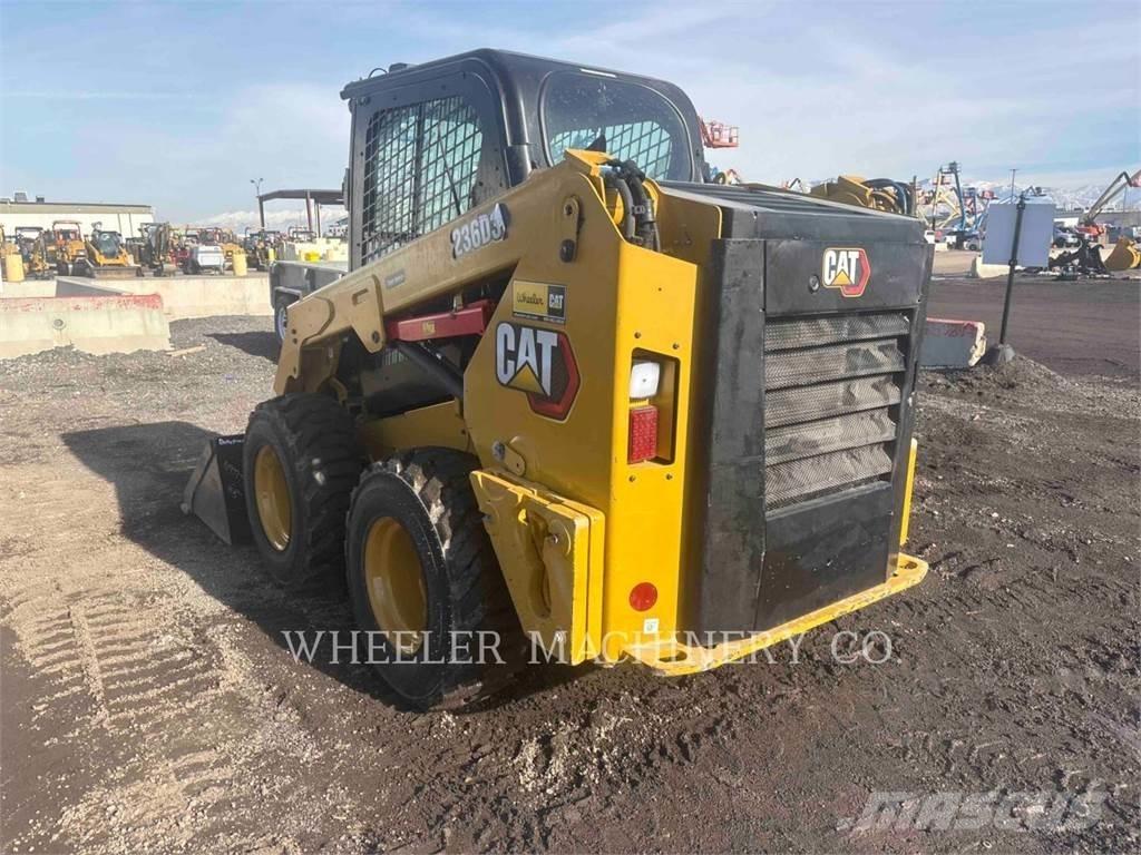 CAT 236D3 C3H2 Minicarregadeiras