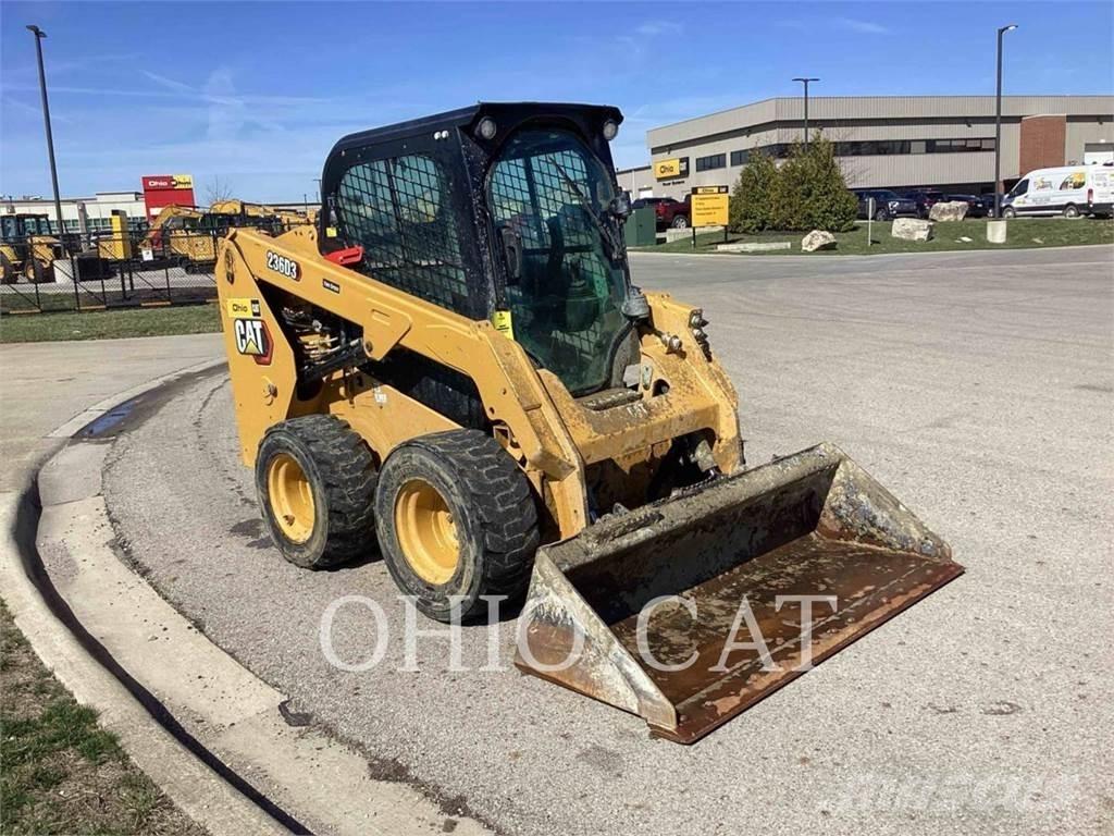 CAT 236D3 C3H2 Minicarregadeiras