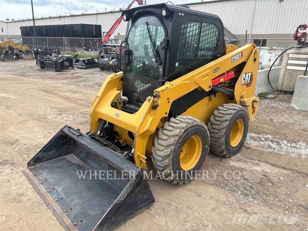CAT 236D3 C3H2 Minicarregadeiras