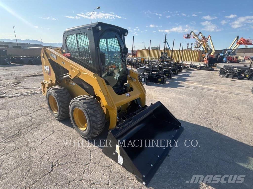 CAT 236D3 C3H2 Minicarregadeiras