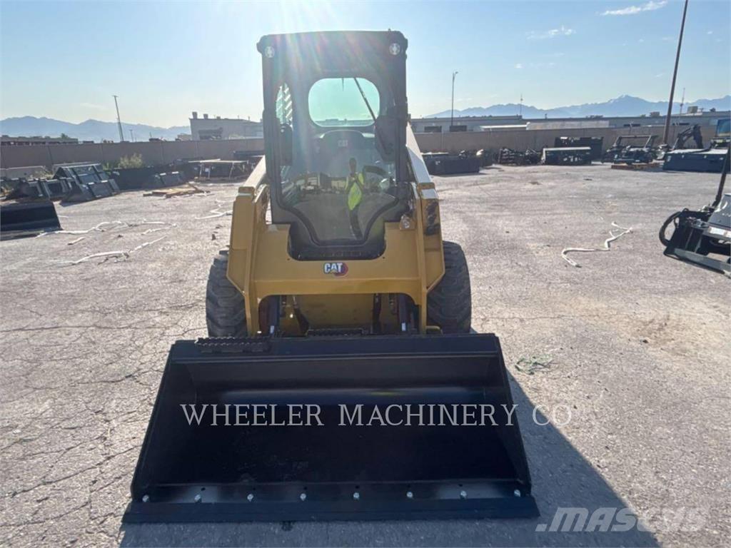 CAT 236D3 C3H2 Minicarregadeiras