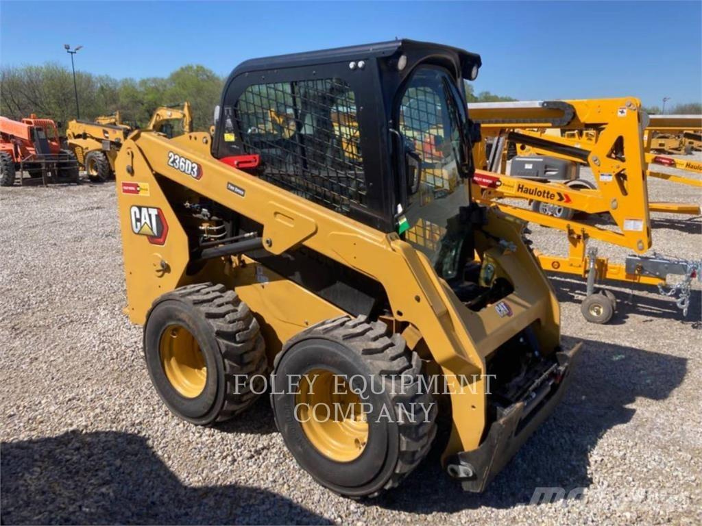 CAT 236D3STD2C Minicarregadeiras