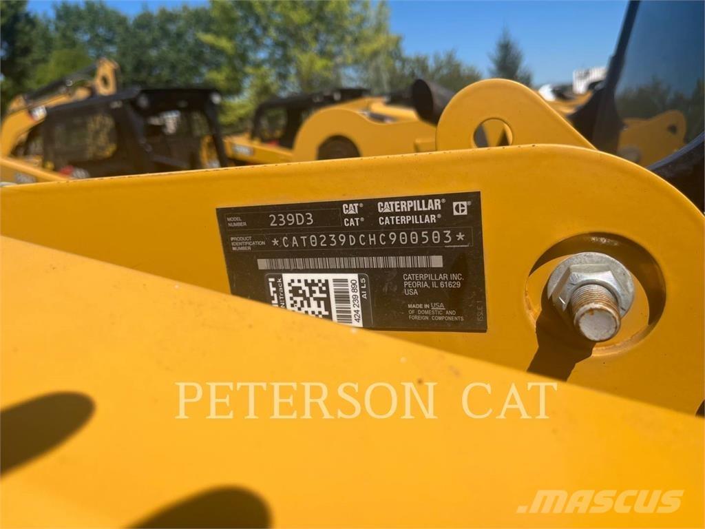 CAT 239D3 Minicarregadeiras