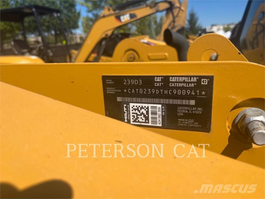 CAT 239D3 Minicarregadeiras