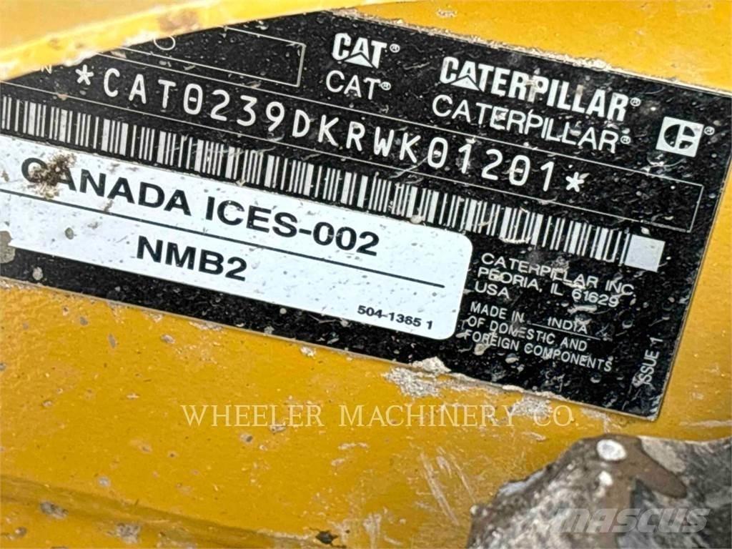 CAT 239D3 C3H2 Carregadoras de lagartas