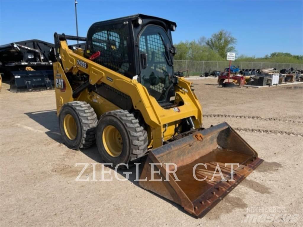 CAT 242D3 Minicarregadeiras
