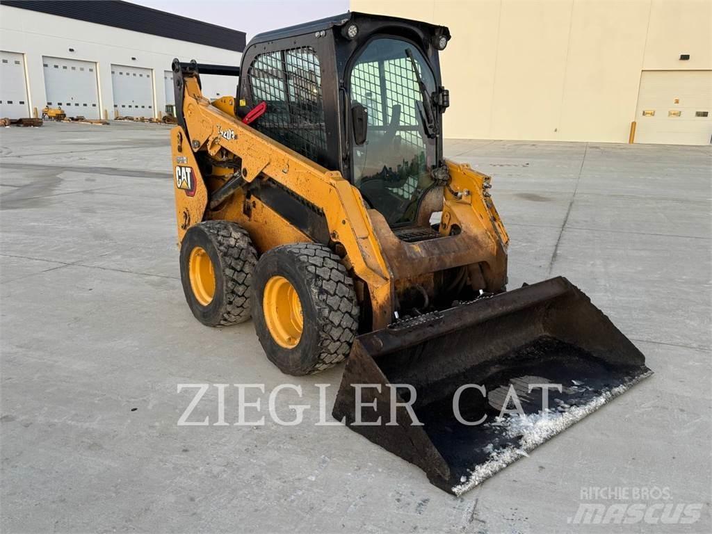 CAT 242D3 Minicarregadeiras