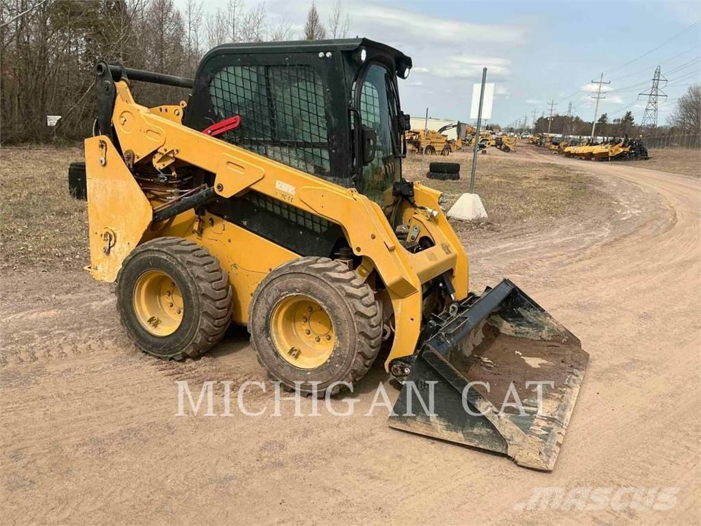 CAT 242D3 AQ+ Minicarregadeiras
