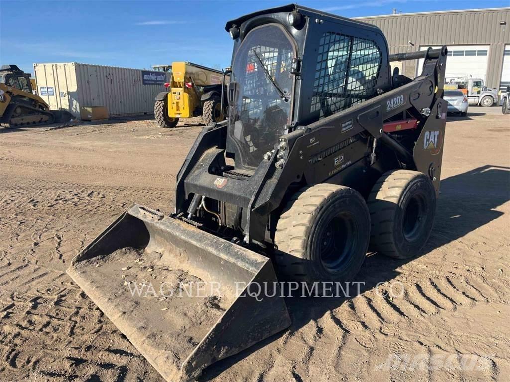 CAT 242D3 HF Minicarregadeiras