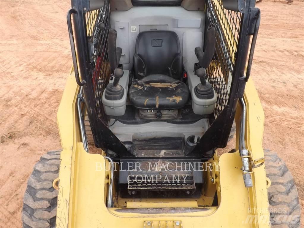 CAT 246C Minicarregadeiras