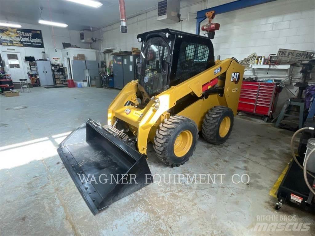 CAT 246D Minicarregadeiras