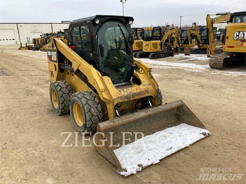 CAT 246D Minicarregadeiras