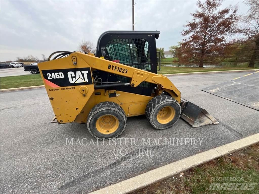 CAT 246D Minicarregadeiras