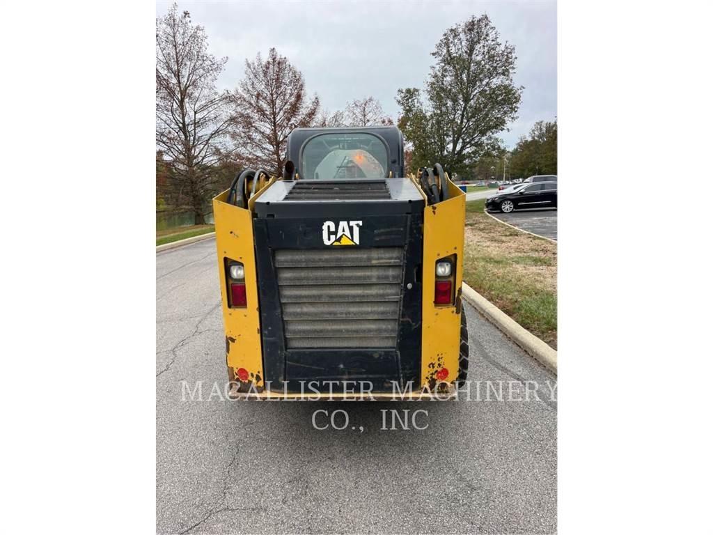 CAT 246D Minicarregadeiras