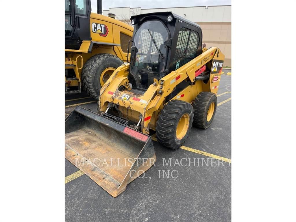 CAT 246D Minicarregadeiras