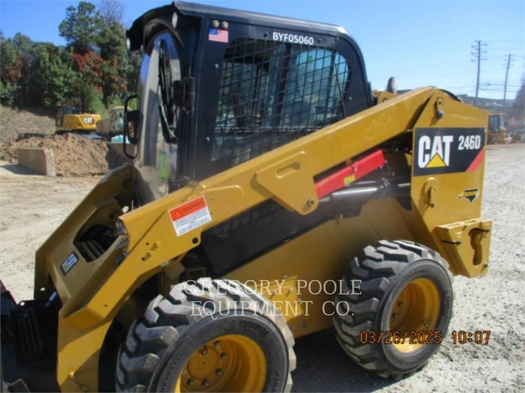 CAT 246D Minicarregadeiras