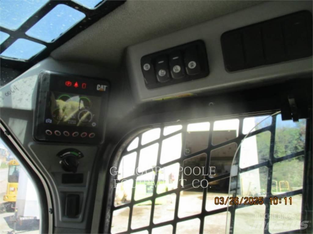CAT 246D Minicarregadeiras