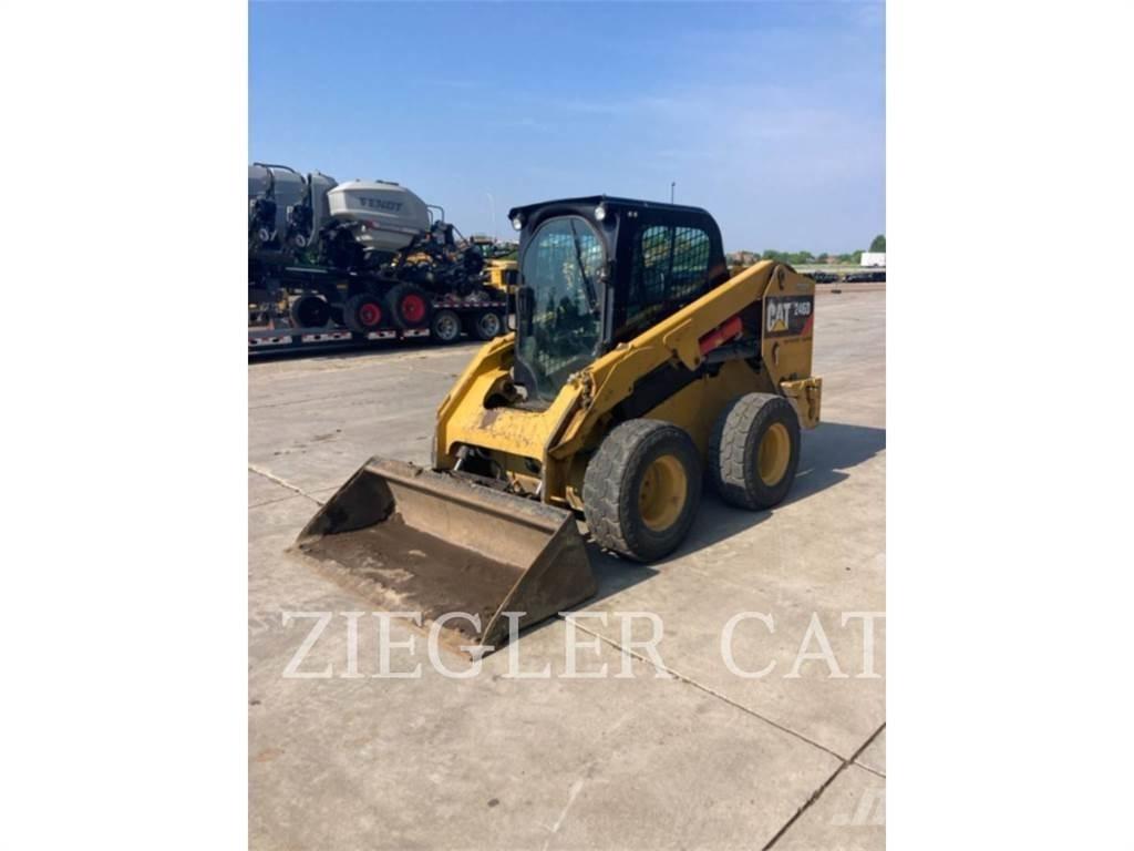 CAT 246D Minicarregadeiras
