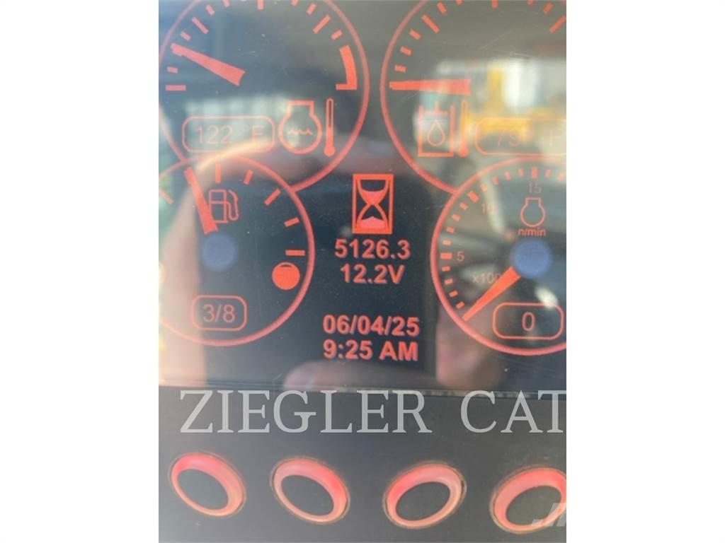 CAT 246D Minicarregadeiras