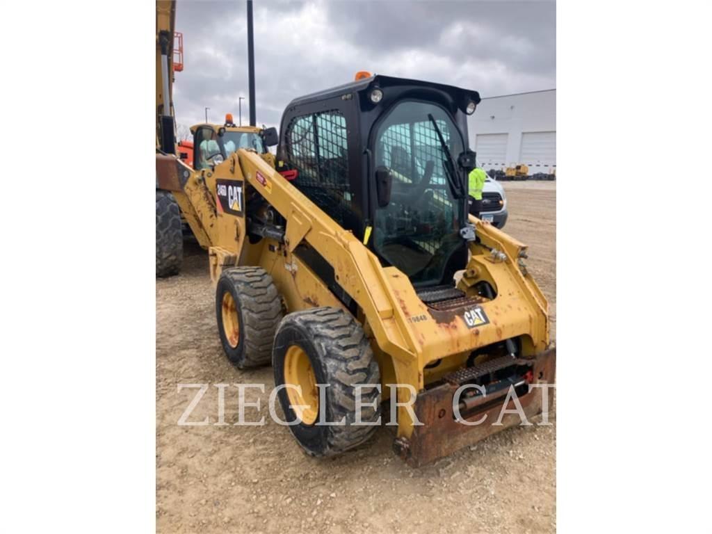 CAT 246D Minicarregadeiras